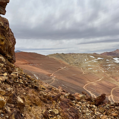 Drilling on the west side of Valeriano Ridge